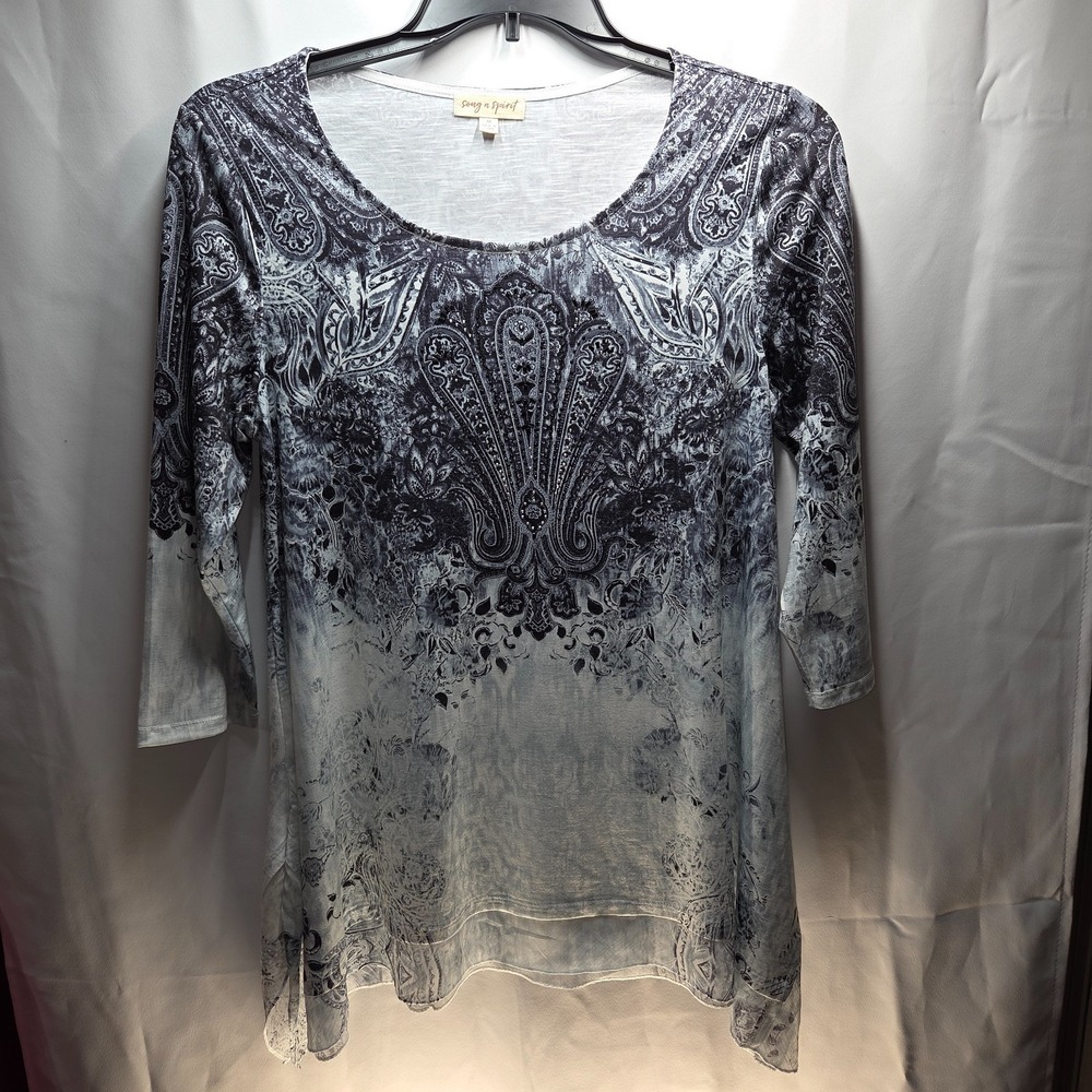 Chic Song n Spirit Black Flared Hemβ Blouse M 3/4 Sleeve Jewel Detail
